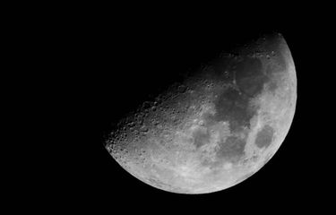 Ilustrasi Bulan Hitam. Fenomena Bulan Hitam Langka Terjadi pada Akhir Tahun 2024, Apakah Bisa Dilihat di Indonesia?
