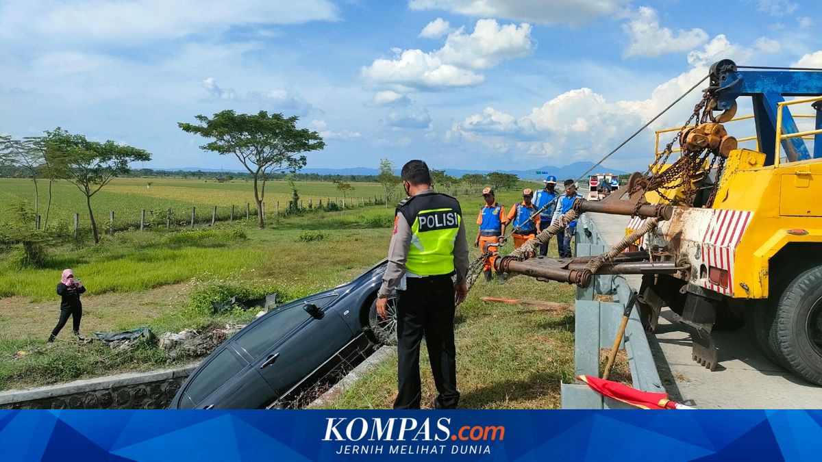 Mobil Anggota DPRD Kota Kediri Kecelakaan di Tol Madiun-Surabaya, 2 ...
