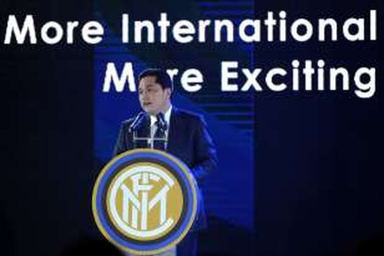 Presiden Internazionale Milan, Erick Thohir, saat menghadiri sesi konferensi pers di Nanjing, China, pada 6 Juni 2016.