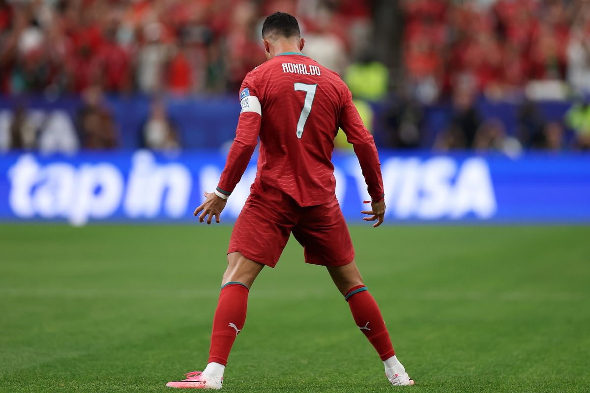Ketika "Tendangan Pisang" Ronaldo Menembus Gawang, Nilai Valuasi Saham Klub Melesat