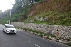 Tanggul Darurat Rapuh, Longsor Intai Jalan Lingkar Salatiga