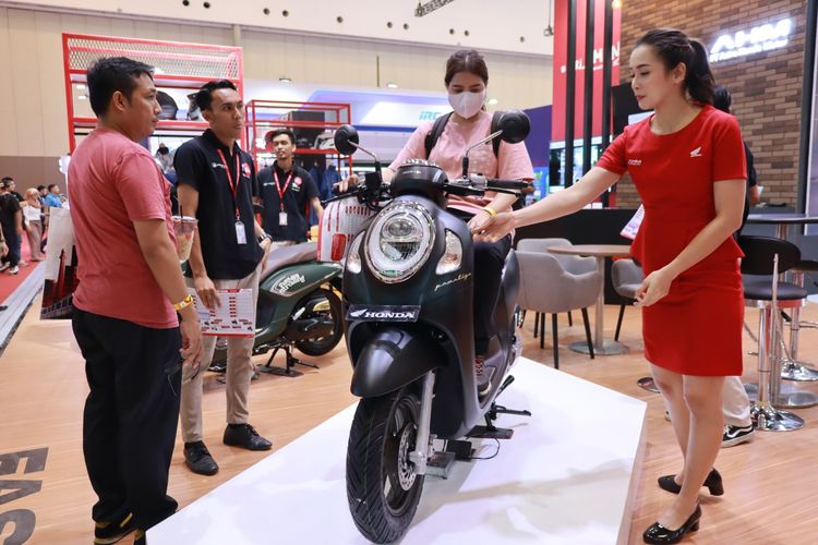 Honda Scoopy menjadi motor dengan penjualan terbanyak selama IMOS 2023