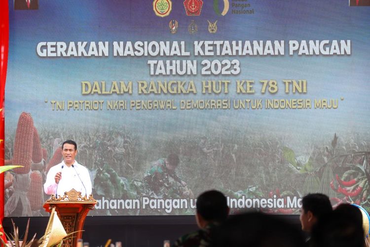 Kolaborasi Kementan dan TNI dalam menjalankan Gerakan Nasional Ketahanan Pangan 2023 untuk meningkatkan ketahanan pangan di Indonesia.
