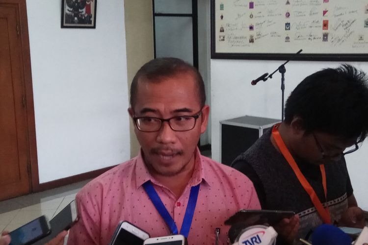 Komisioner KPU RI Hasyim Asyari ketika ditemui di kantornya, Jalan Imam Bonjol 29, Jakarta Pusat, Kamis (12/10/2017). 