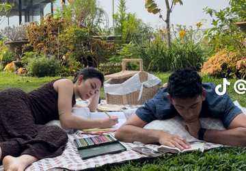 Potret Kencan Astetik Ariel Tatum dan Daffa Wardhana Saat Piknik 