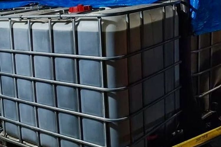 Truk Fuso di Ciamis Diduga Tampung BBM Subsidi Ilegal hingga 2,4 Ton, Polisi Sita 18 Pelat Nomor