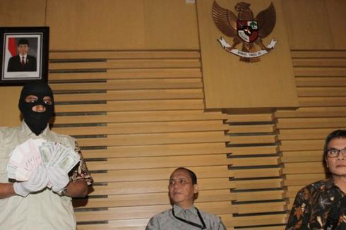 KPK Geledah Ruang Kerja Gubernur Sumut, Gatot Pujo Ada di Jakarta