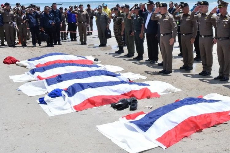 6 Orang Tewas Saat Pesawat Uji Terbang Jatuh di Thailand
