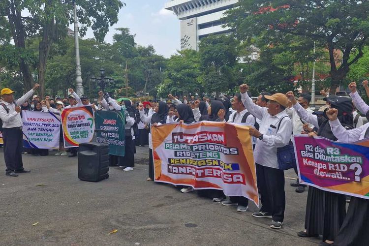 1.411 Nasib Guru P1 di Jawa Tengah Terlantar, Bertahun-Tahun Tak Dapat Formasi