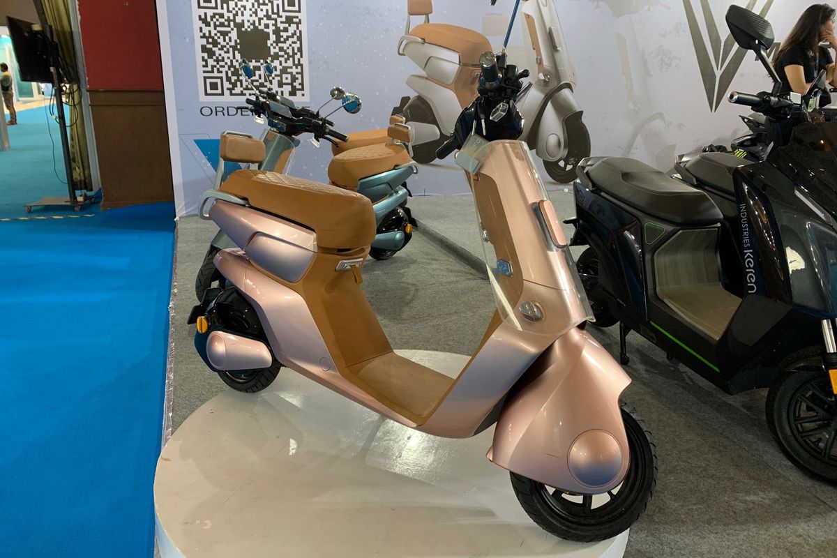 Motor listrik unik di PEVS 2024, VMove Keren Stardust