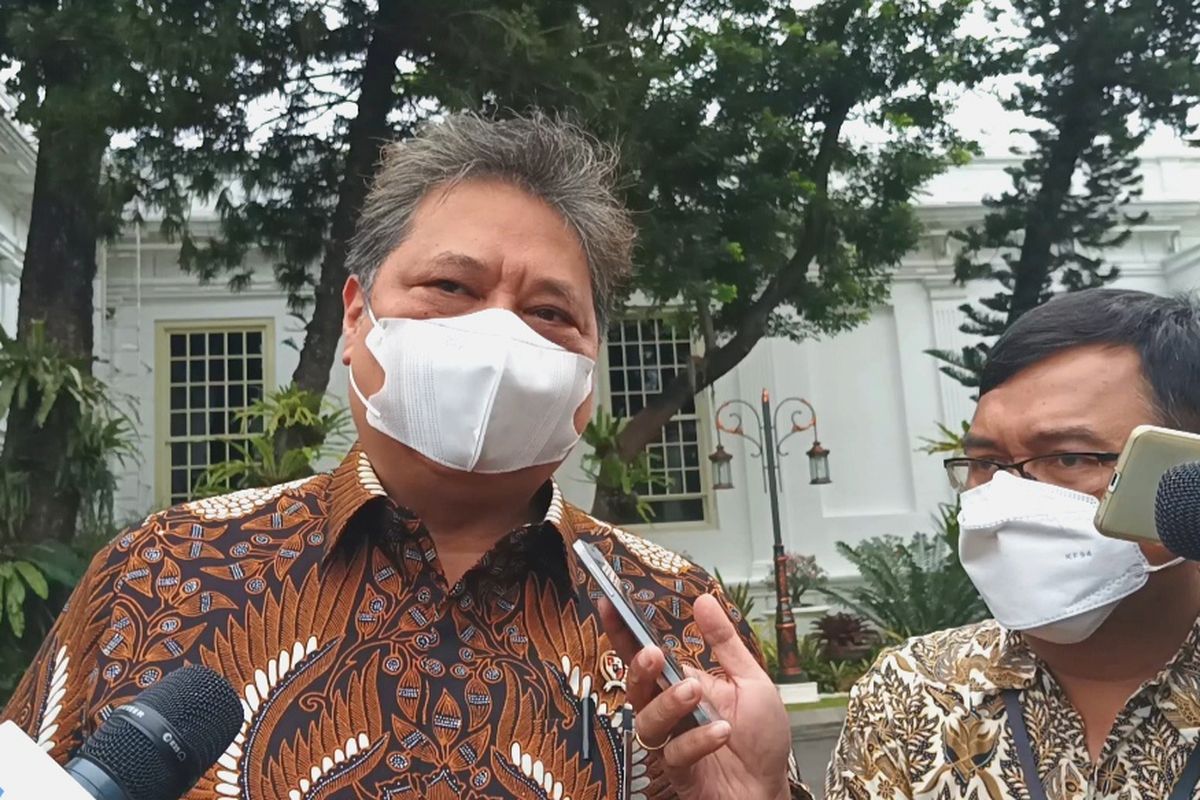 Menko Perekonomian Airlangga Hartarto di Kompleks Istana Kepresidenan, Jakarta, Rabu (25/1/2023).