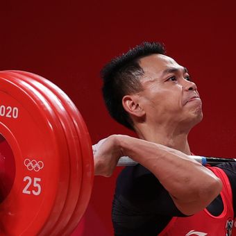 Lifter Indonesia, Eko Yuli Irawan memastikan diri lolos ke Olimpiade Paris 2024 sepanjang karier kelimanya di ajang Olimpiade.