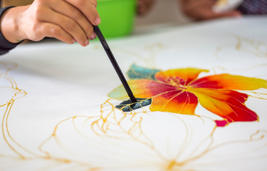 ilustrasi batik lukis.