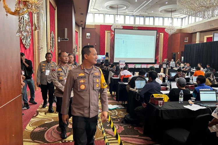 Proses rekapitulasi penghitungan suara pemilu 2024 di Kabupaten Bandung diselenggarakan di Hotel Sutanraja, Soreang, Kabupaten Bandung, Jawa Barat sejak Jumat (1/3/2024)