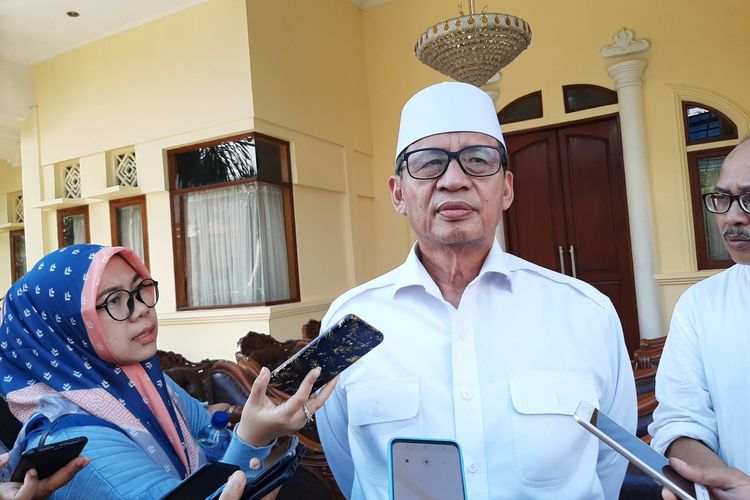 Gubernur Banten Wahidin Halim saat ditemui di rumah dinasnya di Jalan Ahmad Yani, Kota Serang, Jumat (13/3/2020).