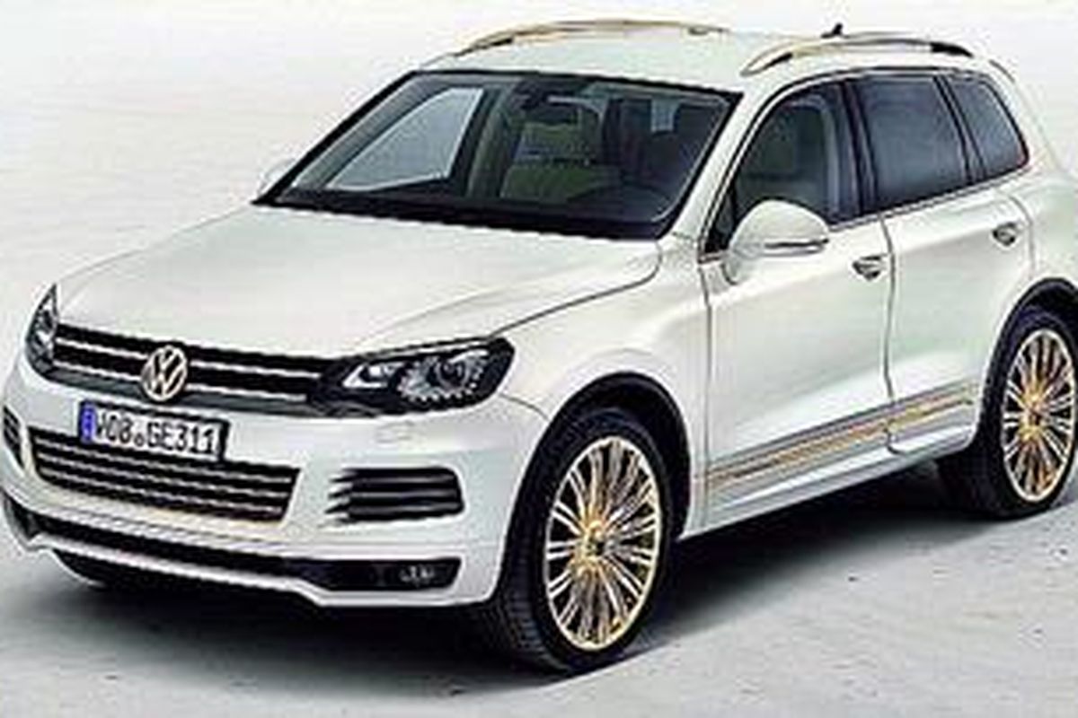 Touareg berbalut emas didpajang di Qatar Auto Show 