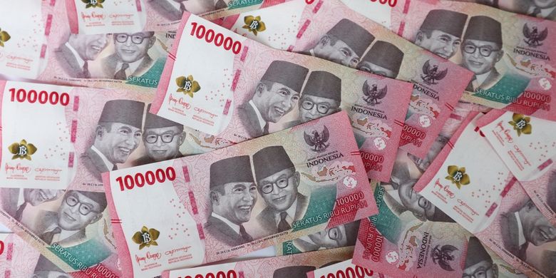 Ilustrasi uang. Savings Bond Ritel. SBR014 terbit 14 Juli 2025. Surat Berharga Negara. SBN SBR014. SBN 2025.