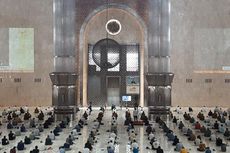 Belum Dapat Arahan Pemerintah, Masjid Istiqlal Masih Terapkan Jaga Jarak