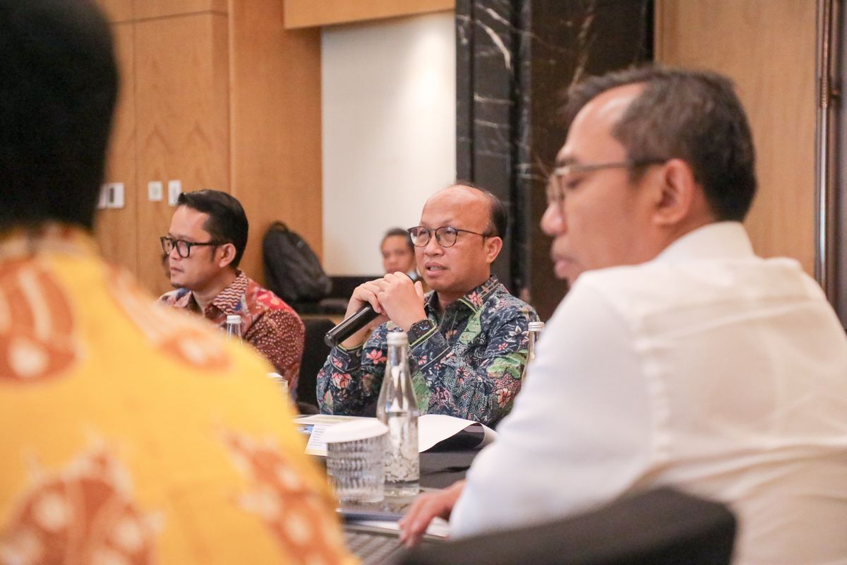 Sekjen Kemenaker Anwar Sanusi saat menjadi narasumber pembahsan Rancangan Teknokratik RPJMN 2025-2029 untuk program Pembangunan Tenaga Kerja Hijau di Jakarta, Senin (27/5/2024).
