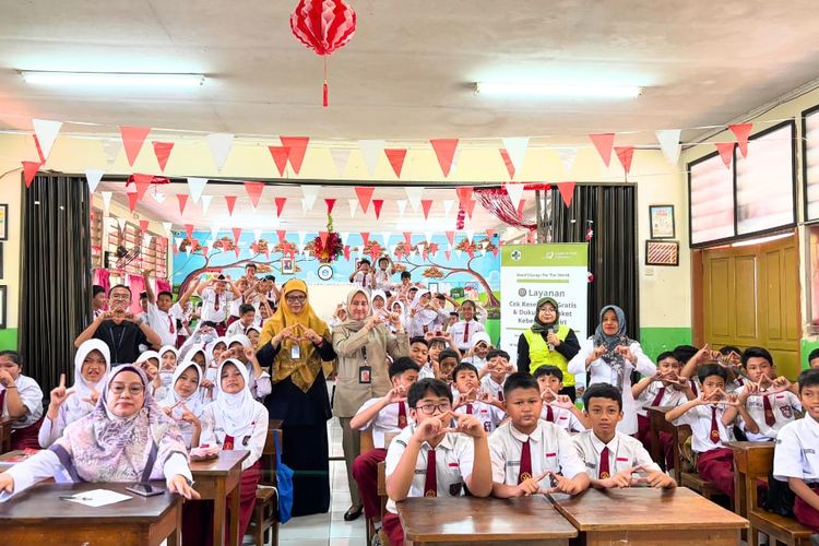 Yayasan GNI dan Puskesmas Kelapa Gading, Jakarta, menggelar layanan cek kesehatan gratis bagi siswa SDN Kelapa Gading Barat 01 Pagi, Jakarta Utara.