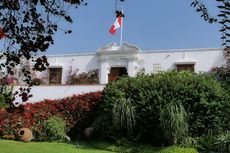 Menjelajahi Museum Larco di Lima, Ada Pot Erotis!