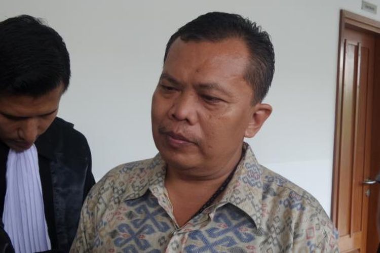 Panitera Pengadilan Negeri Jakarta Pusat Muhammad Santoso di Pengadilan Tipikor Jakarta, Senin (14/11/2016).