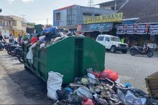 Maumere Hasilkan 138 Kubik Sampah Per Hari, tetapi Truk Pengangkutnya Minim