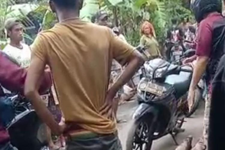 Maling motor tertangkap warga di Kecamatan Jelbuk, Jember sempat diamuk massa. Pelaku ternyata sudah dua kali masuk penjara dan tak kapok melakukan pencurian. 