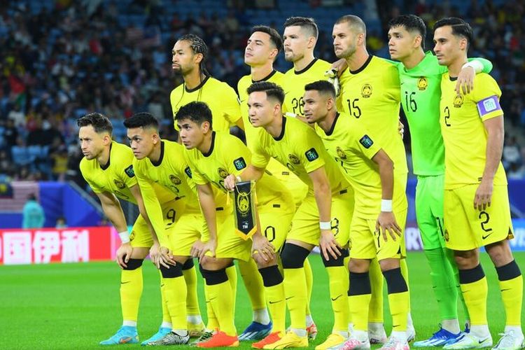 Skuad Timnas Malaysia saat berlaga di Piala Asia 2023 Qatar. Terkini, pemusatan latihan timnas Malaysia dikawal ketat polisi.