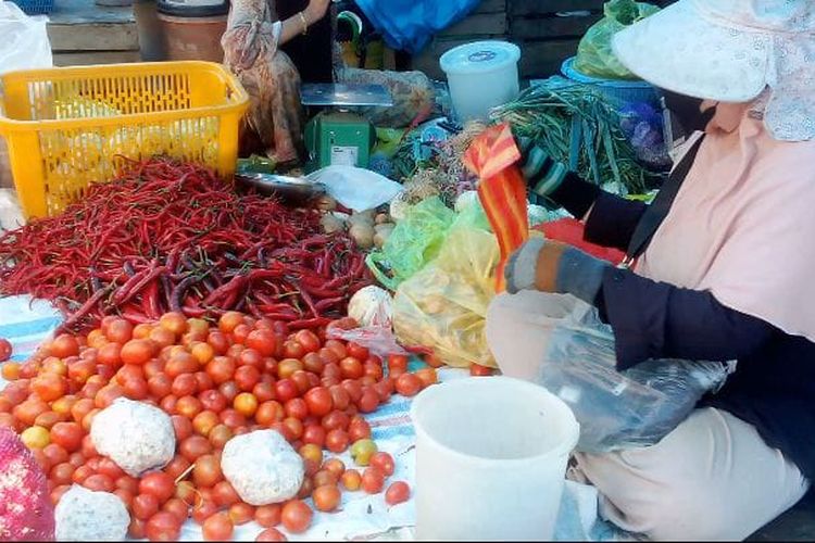 Harga Cabai Rawit di Polman Tembus Rp 120.000 Per Kg, Pembeli Beralih ke Cabai Kering