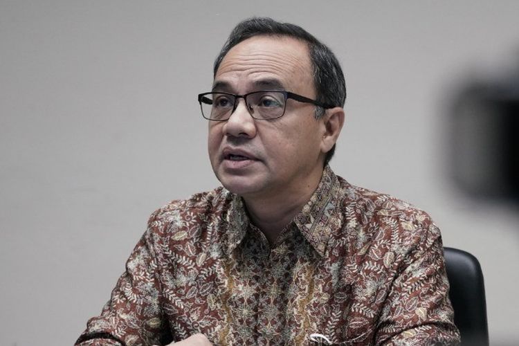 Indonesian Foreign Ministry spokesman Teuku Faizasyah at a press conference