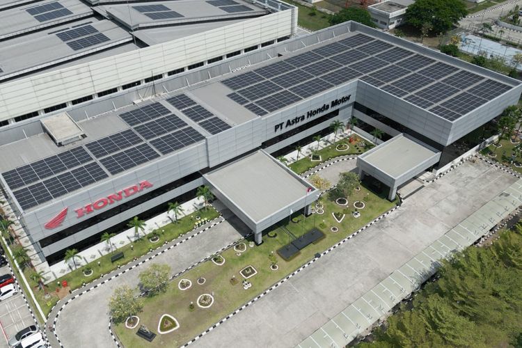 
Total solar panel yang terpasang di beberapa fasilitas pabrik  Astra Honda Motor (AHM) telah mencapai 8.760 kWp.