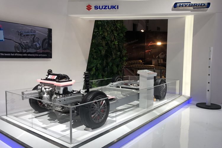Sasis Calon Mobil Hybrid Suzuki dipamerkan di IIMS 2022