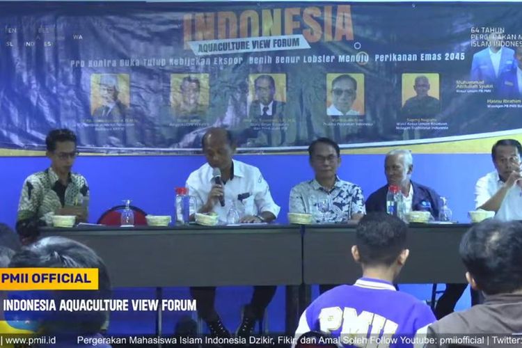 


Acara diskusi Indonesia Aquaculture View Forum: Pro Kontra Buka Tutup Kebijakan Ekspor Benih Benur Lobster Menuju Perikanan Emas 2045 yang digelar oleh Pergerakan Mahasiswa Islam Indonesia (PMII) di Jakarta, Senin (27/5/2024).