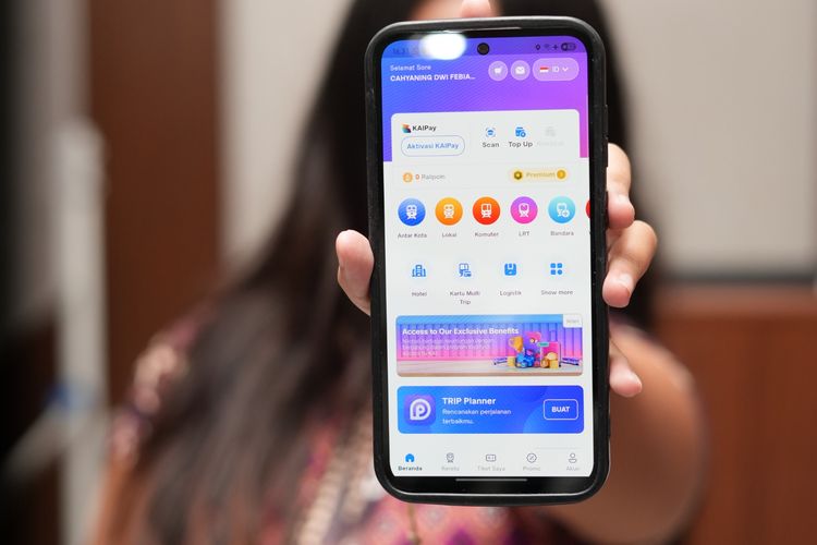 Transformasi Tiket KAI, dari Karcis Fisik hingga Teknologi Pengenalan Wajah