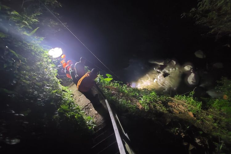 Jatuh, Pekerja Proyek Hilang di Sungai Ayung Bali