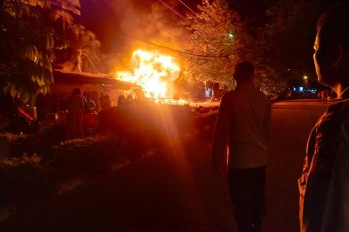 3 Ruko dan 9 Kios Terbakar di Kuansing Riau