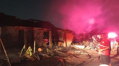 Kebakaran SPBE Cimuning Bekasi Meluas, Puluhan Rumah Hangus, Bau Gas Menyengat