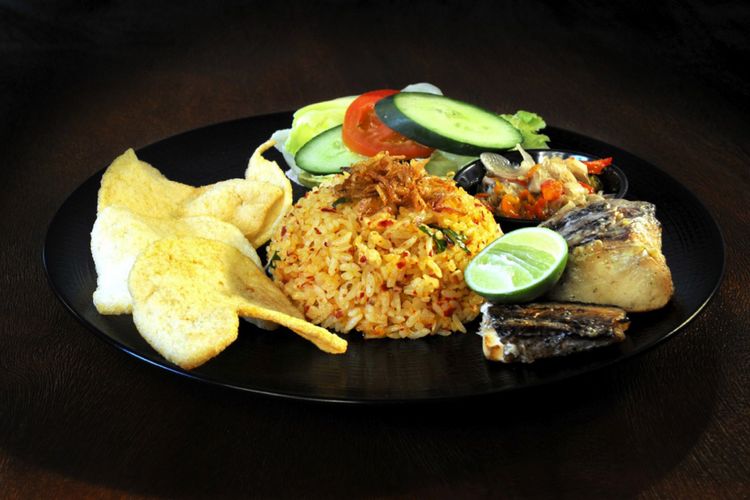 Grilled Snapper sambal matah dengan nasi sereh di Spumante