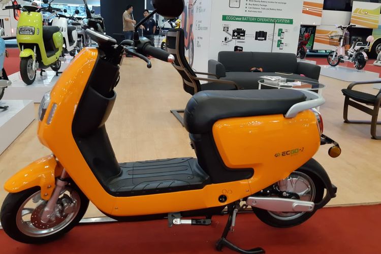 Ilustrasi: Sepeda motor listrik EC-GO