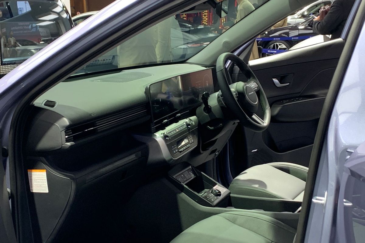 Intip interior Hyundai Kona Electric generasi kedua.