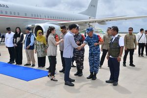 Ke IKN, Gibran Naik B737-900 TNI AU, Mendarat Mulus di Bandara Nusantara