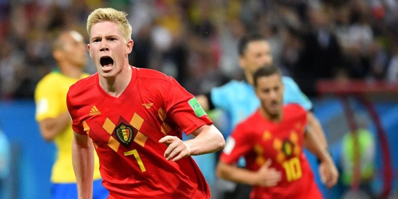 Gelandang Belgia, Kevin De Bruyne, merayakan gol yang dicetaknya dalam laga babak perempat final Piala Dunia 2018 melawan Brasil, 6 Juli 2018 di Kazan Arena.
