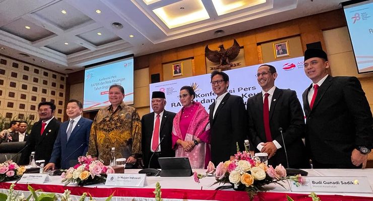Kala Basuki Lempar Candaan Enggan Ajak SMI ke IKN jika Pakai Baju Pink