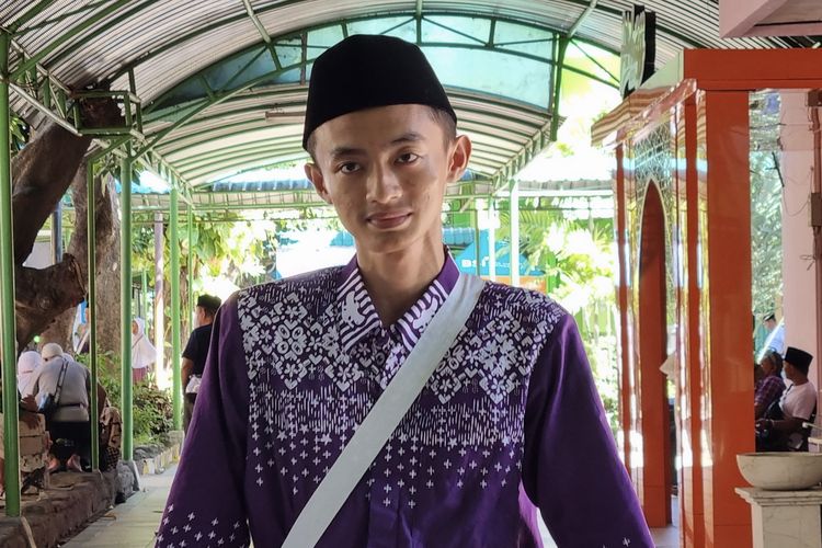 Mochammad Abdul Aziz (18), jemaah haji termuda di Jatim, Sabtu (11/5/2024).