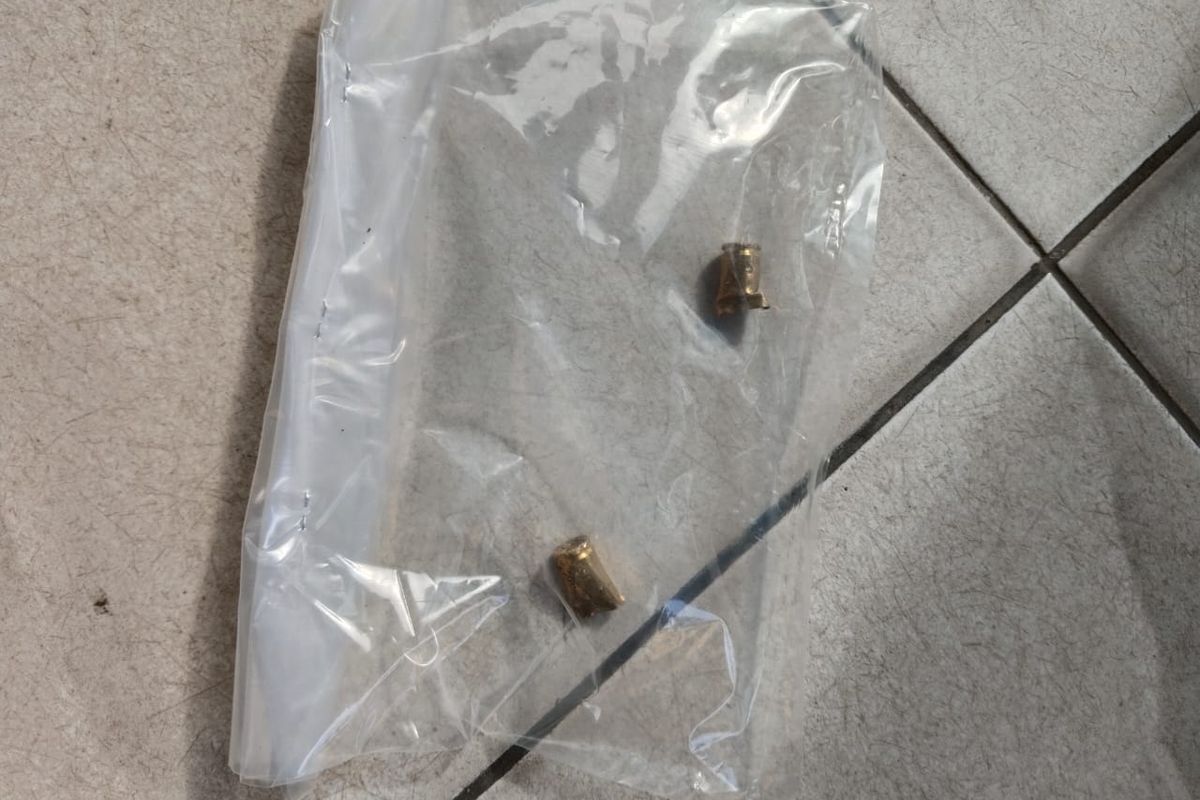 Barang bukti 2 selongsong peluru yang ditembakkan orang tidak dikenal (OTK) kepada pelajar di Sergai inisial MA, pada Minggu (1/9/2024)