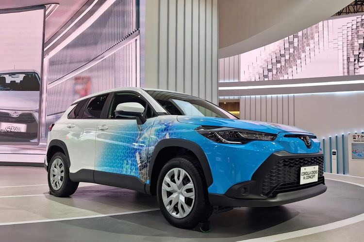 Toyota Corolla Cross H2 Concept berbahan bakar hidrogen di GIIAS 2023