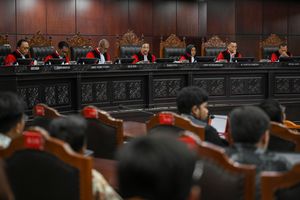 Putusan MK, Jalan Keluar Terhormat Presiden Mendesain Ulang MBG