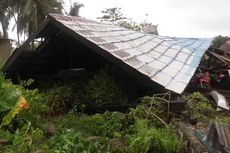 Diterjang Puting Beliung, Jaringan Listrik di Polewali Mandar Terputus dan Puluhan Rumah Rusak