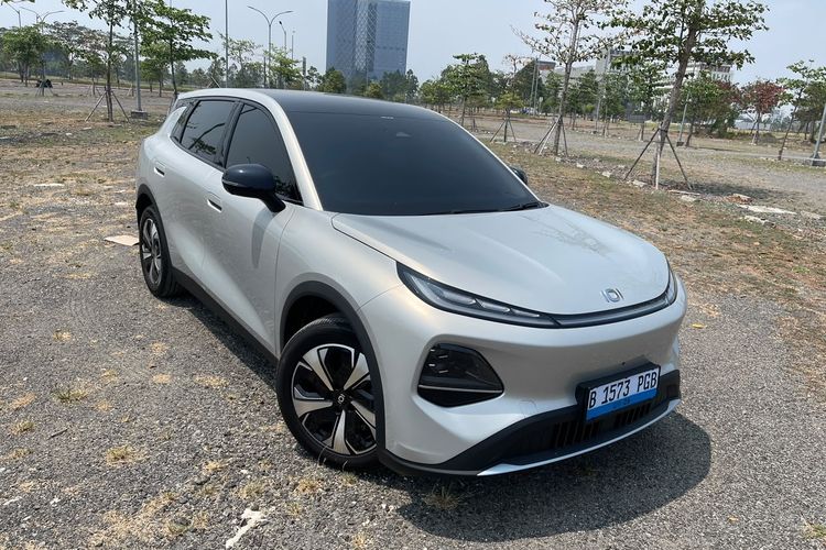 Detail Desain Changan Nevo Q05, SUV Listrik Modern Minimalis